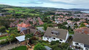 Photo 32- click for photo gallery